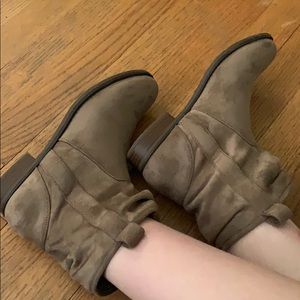 Light brown fake suede bootie